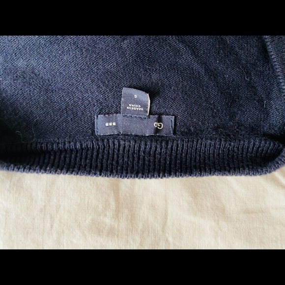 Sweater - Picture 3 of 3